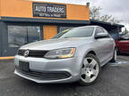 2012 Volkswagen Jetta 2.5L SE Sedan 4D