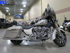 2022 Indian Chieftain Limited Silver Quartz Metallic