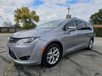 2020 Chrysler Pacifica Limited Minivan 4D