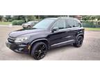 2012 Volkswagen Tiguan S 4Motion AWD 4dr SUV w/ Sunroof
