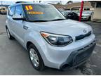 2015 Kia Soul Base 4dr Crossover 6A