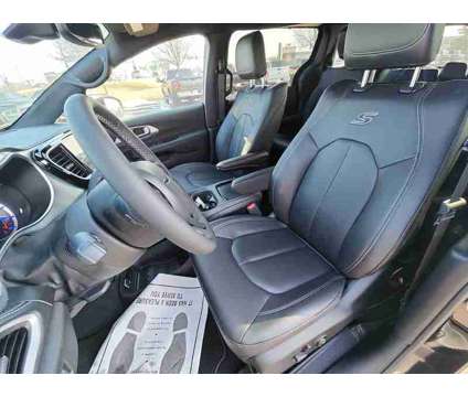 2024NewChryslerNewPacificaNewFWD is a Black 2024 Chrysler Pacifica Car for Sale in Waconia MN