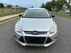 2013 Ford Focus 4dr Sdn S