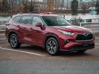 2020 Toyota Highlander Hybrid XLE AWD