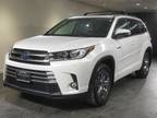 2017 Toyota Highlander Hybrid Limited Platinum Sport Utility 4D