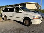 1992 Chrysler Town & Country Base