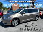 2018 Chrysler Pacifica Hybrid Touring L FWD