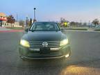 2016 Volkswagen Touareg VR6 Lux AWD 4dr SUV