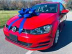 2015 Volkswagen Golf S Hatchback Sedan 4D