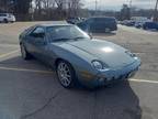 1984 Porsche 928 2D Coupe