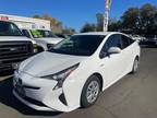 2017 Toyota Prius Two 4dr Hatchback