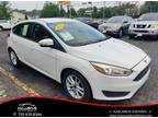 2017 Ford Focus SE Hatchback 4D