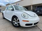 2010 Volkswagen New Beetle Coupe 2dr Auto