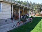 1069 WILLIS CREEK RD, Winston OR 97496