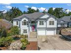 871 8TH ST, Florence OR 97439