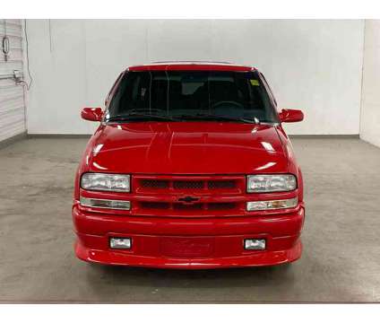 2001 Chevrolet Blazer Xtreme is a Red 2001 Chevrolet Blazer Xtreme SUV in Depew NY