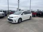 2019 Toyota Sienna XLE