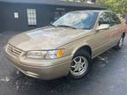 1999 Toyota Camry 4dr Sdn LE Auto