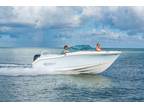 2024 Robalo R207