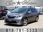 2014 Toyota Sienna 5dr 8-Pass Van V6 SE FWD