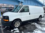 2011 Chevrolet Express Cargo Van RWD 1500 135