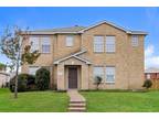 Single Family Residence - Cedar Hill, TX 1323 Falcon Trl