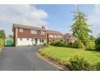 3 bedroom detached house for sale in Bowes Hill, Rowland's Castle, PO9