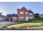 4 bedroom detached house for sale in Bannister Green, Felsted, CM6