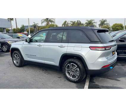 2024 Jeep Grand Cherokee 4xe Trailhawk is a Silver 2024 Jeep grand cherokee Car for Sale in Cerritos CA