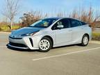 2020 Toyota Prius LE Hatchback 4D