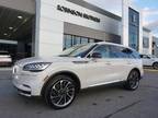 2023 Lincoln Aviator White, 25 miles