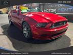 2013 Ford Mustang GT Convertible 2D