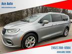 2021 Chrysler Pacifica Silver, 64K miles