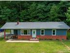 638 THREE QUARTER CREEK RD, Burnsville, NC 28714 Single Family Residence For