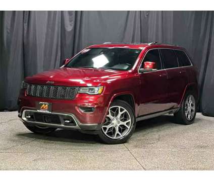 2018 Jeep Grand Cherokee for sale is a Red 2018 Jeep grand cherokee Car for Sale in Elgin IL