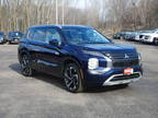 2024 Mitsubishi Outlander Blue, 577 miles