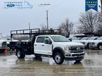 2023 Ford F-550 White, 12 miles