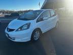 2012 Honda Fit 5-Speed AT HATCHBACK 4-DR