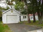 Rental Home, Ranch - Ridge, NY 206 Belfast Ln