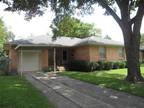 LSE-House, Traditional - Dallas, TX 2411 Highwood Dr