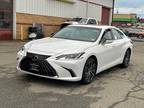 2024 Lexus ES 250