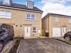 4 bedroom semi-detached house for rent in Westminster Drive, Clayton, Bradford