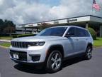 2022 Jeep grand cherokee Silver, 2375 miles