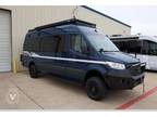 2024 27North Venture Ad Vans 170"