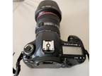 Canon EOS 5D Mark III EF 24-105L IS Camera Lens Kit With 2 Canon Batteries