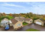 5 bedroom detached bungalow for sale in Abingdon, OX13 - 36191256 on