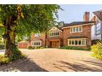 6 bedroom detached house for sale in West Hill, Aspley Guise, Bedfordshire