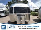 2024 Airstream Airstream RV International 27FB Twin 28ft