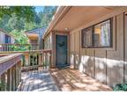 422 STONEWOOD DR, Eugene OR 97405