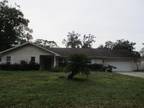 618 Chancellar Dr, Lutz, FL 33548